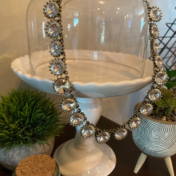 Statement Necklace! Sparkle and shine! - Picture 2 of 4